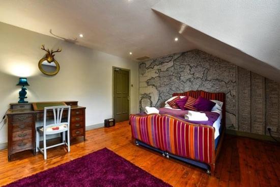 Quirky 4 Bedroom Apartment With Terrace Cardiff Bagian luar foto