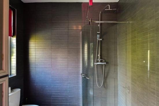 Quirky 4 Bedroom Apartment With Terrace Cardiff Bagian luar foto